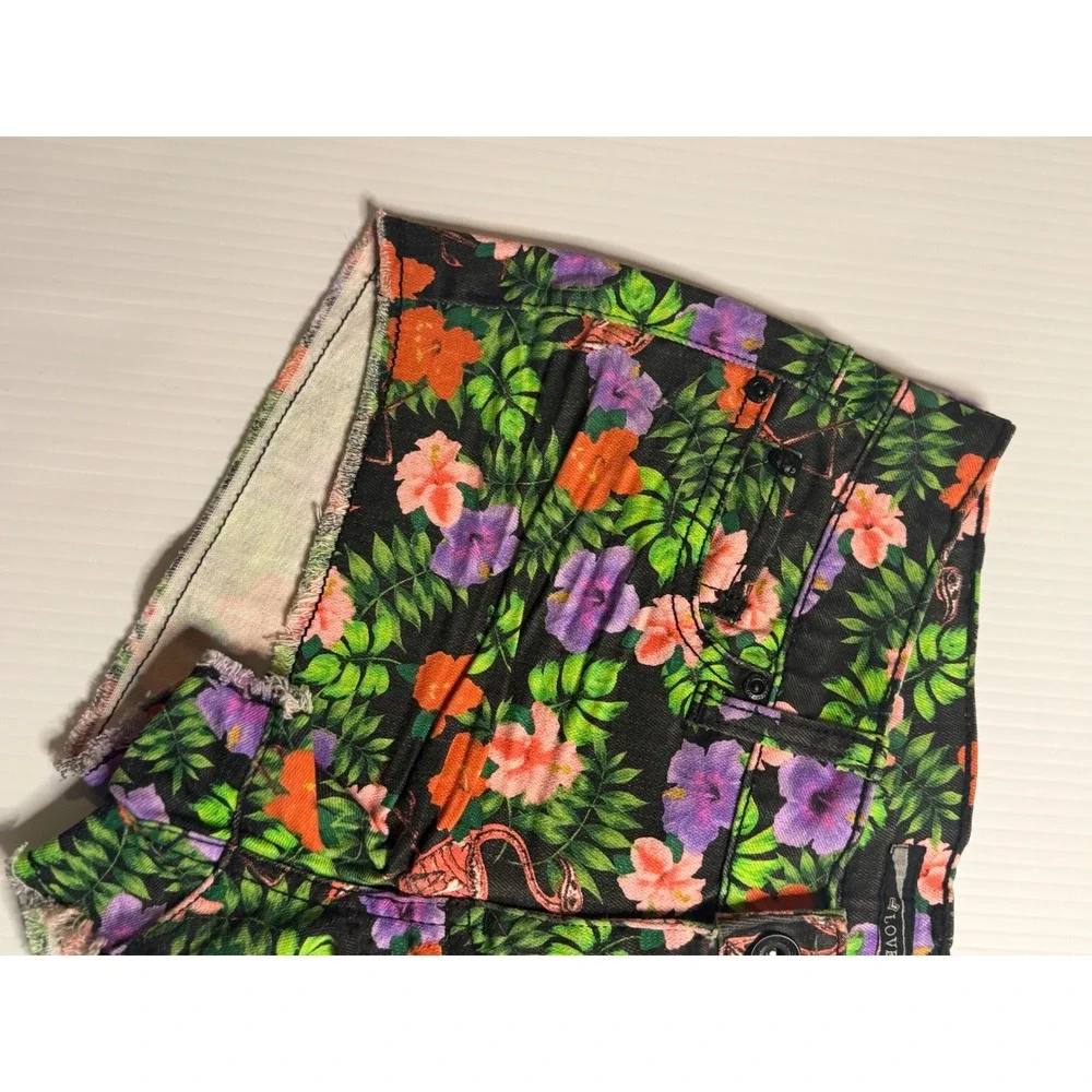 Lovesick Denim Shorts Black Floral Flamingo Tropical Cut Off Raw Hem 1 Women‎